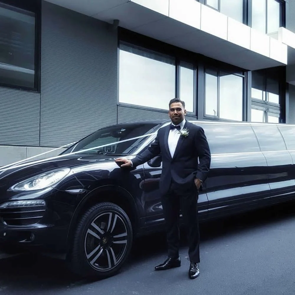 Limousine Service in Mississauga Ontario